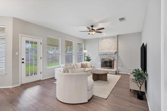 Building Photo - 11306 Avering Ln