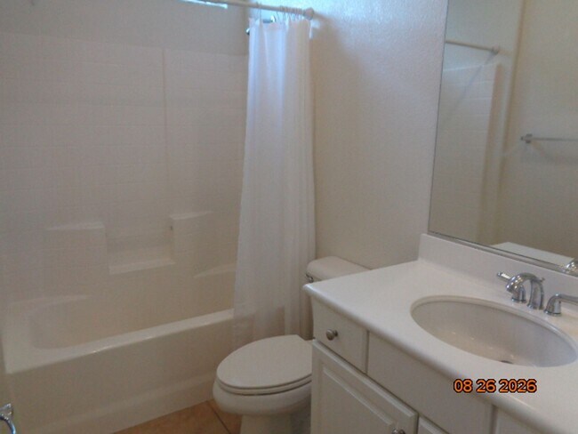 Building Photo - 6721 Princessa Dr