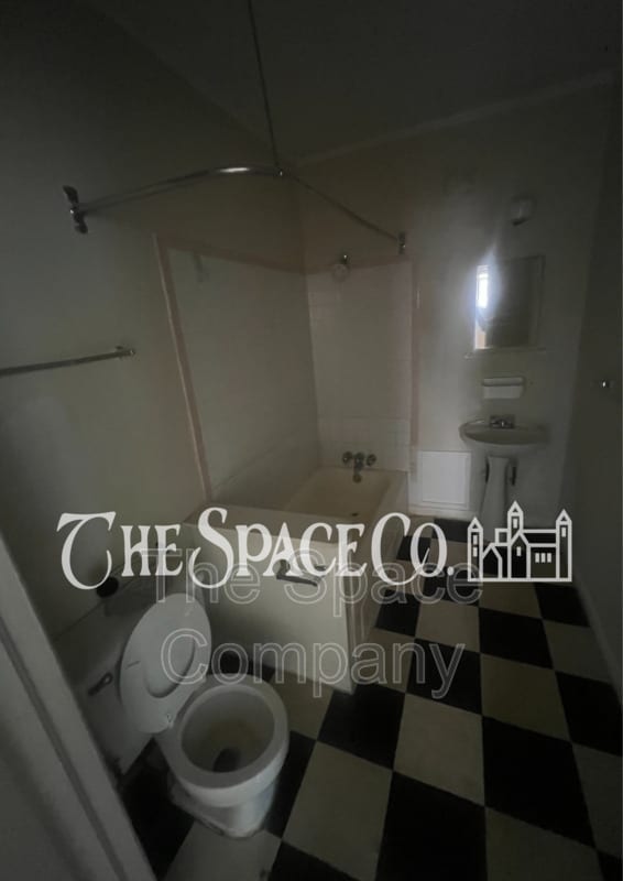 Building Photo - 49 Chapel St