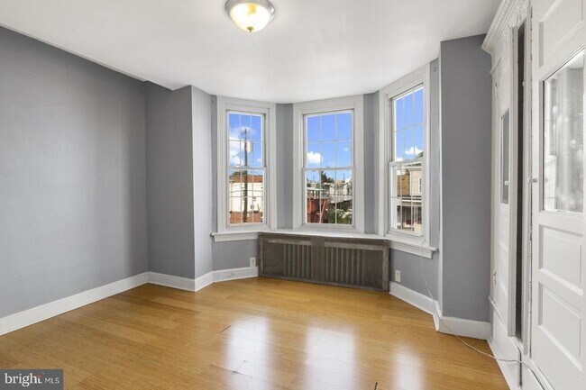 Building Photo - 2803 Aramingo Ave