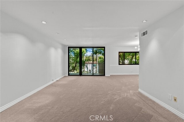 Building Photo - 330 W California Blvd