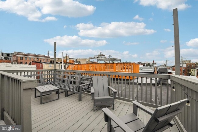 Building Photo - 503 S Bouldin St