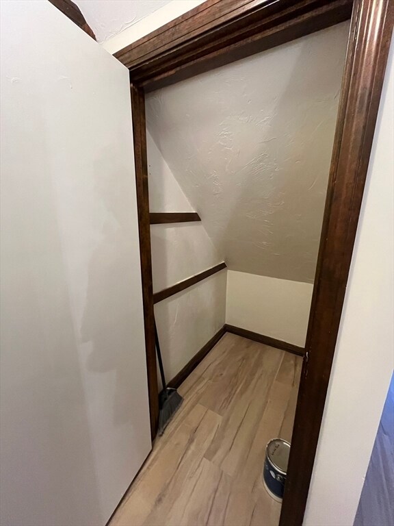 Building Photo - 53 Fairfield Park