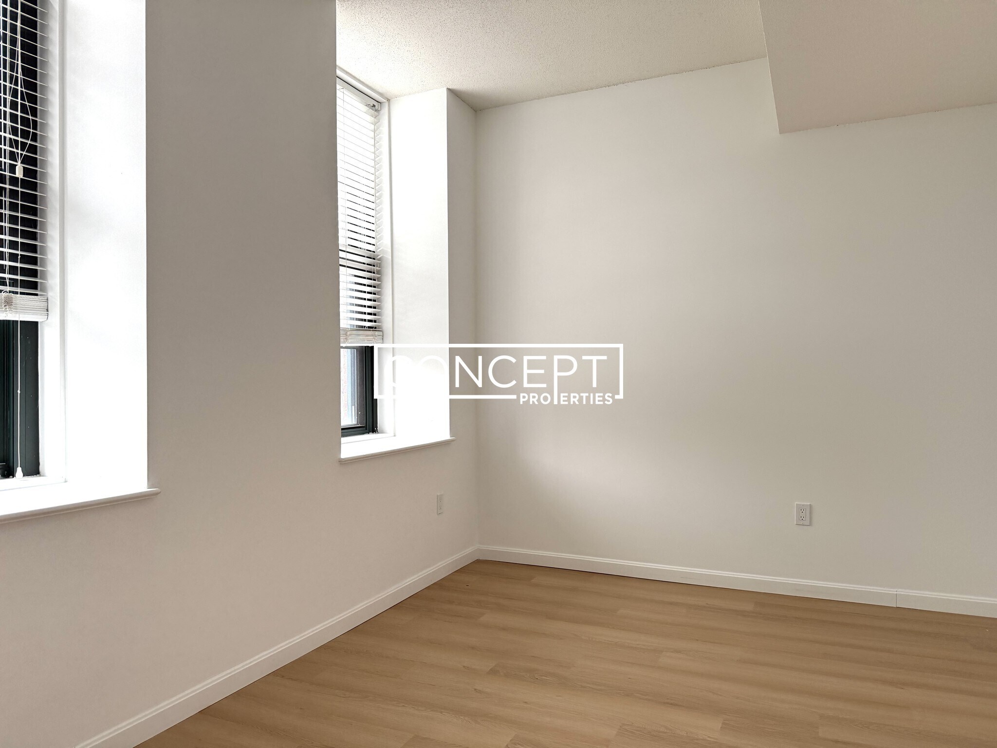 Building Photo - 1200 Adams St