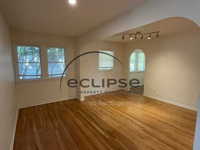 Building Photo - 1250 Orchard Ave
