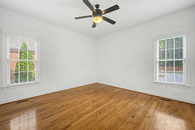 Building Photo - Luxury 5 Bedroom Home with Private Pool in Glen Allen – $4,500/mo