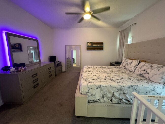 Building Photo - Ranch Style Home Here In the Heart of Perris