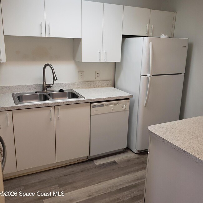 Building Photo - 1831 Long Iron Dr