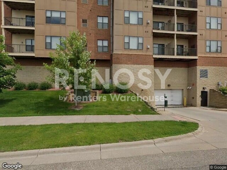 Building Photo - 1155 Ford Rd