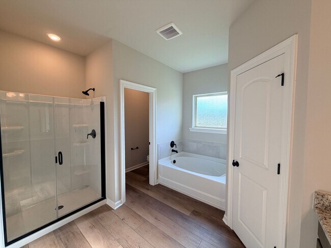 Building Photo - 302 Babineaux Ln