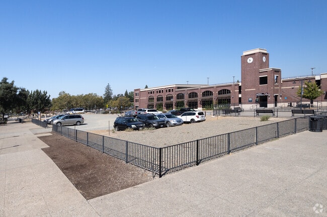 8/16/22 Construction - Folsom Station-Granite House