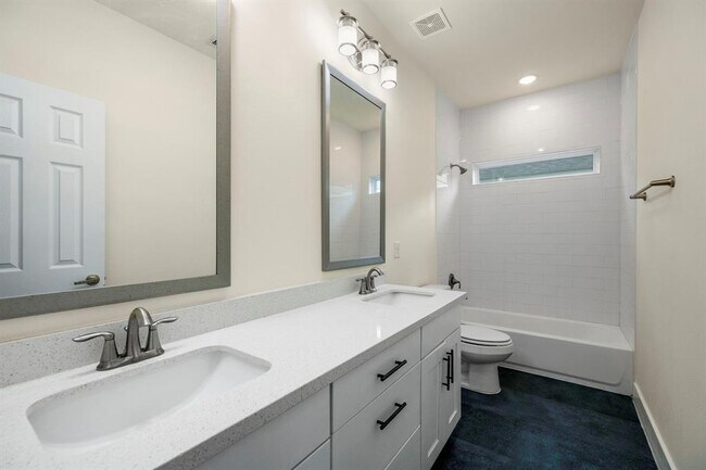 Building Photo - 4610 Cashel Glen Dr