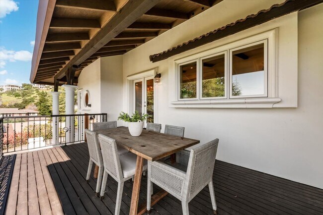 Building Photo - 4 Bedrooms, 3 Bathrooms, Cul-de-sac Location Near Silverado Country Club, Napa