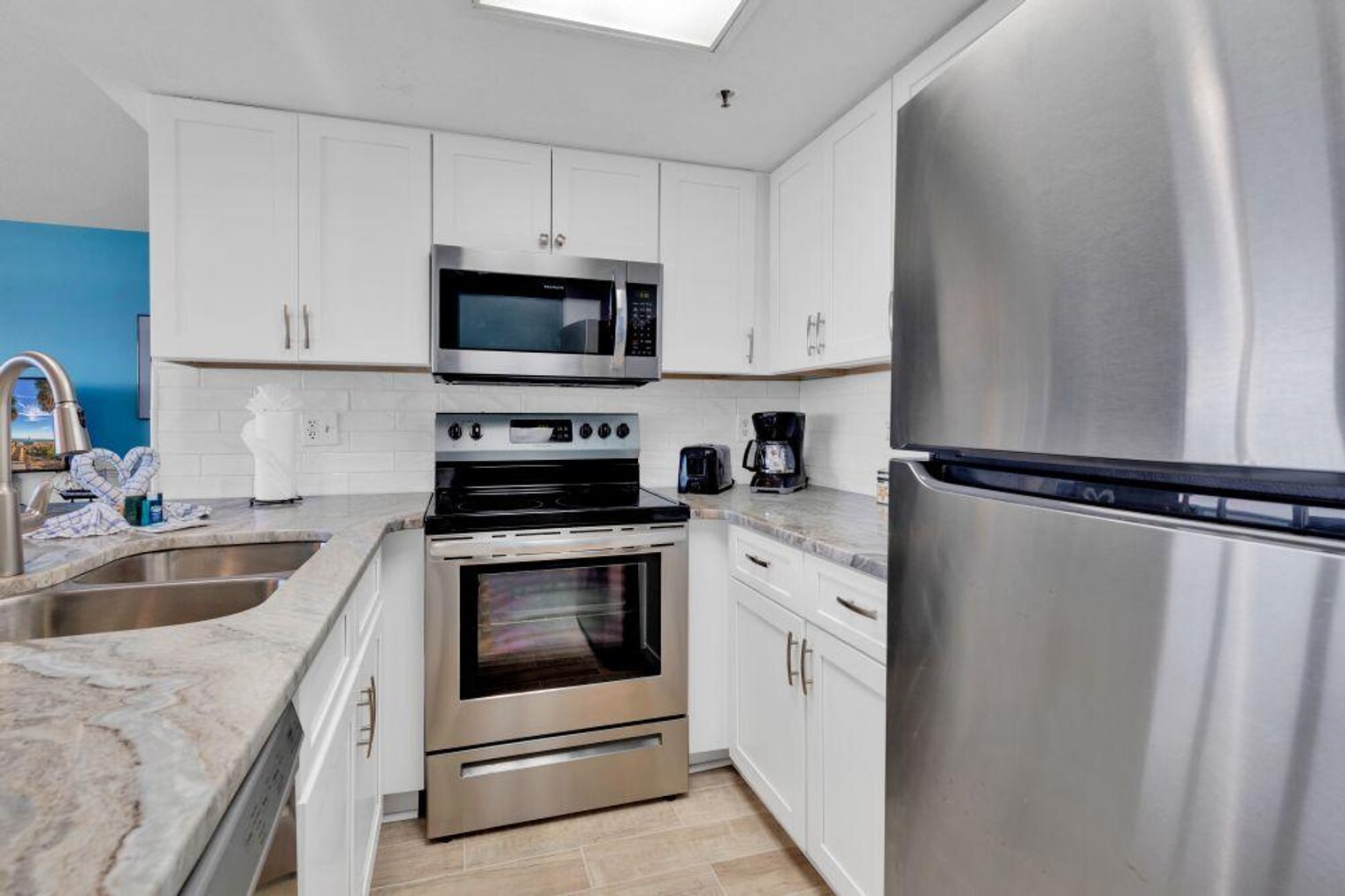 Building Photo - 1700 N Ocean Blvd