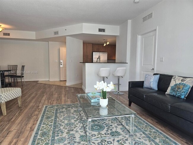 Building Photo - 7900 Harbor Island Dr