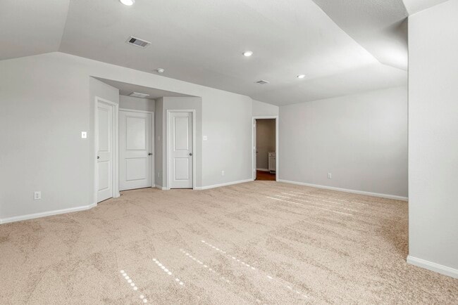Building Photo - 6405 Winter Elm St