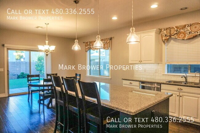 Building Photo - 3016 E Shannon St