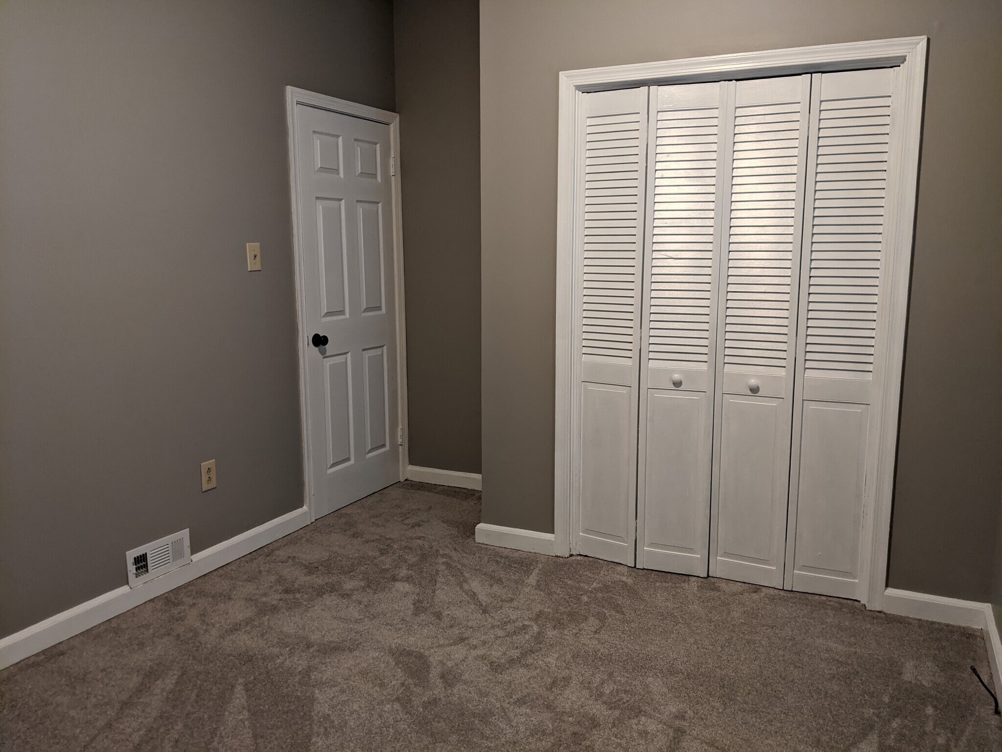 Bedroom - 347 Academy St