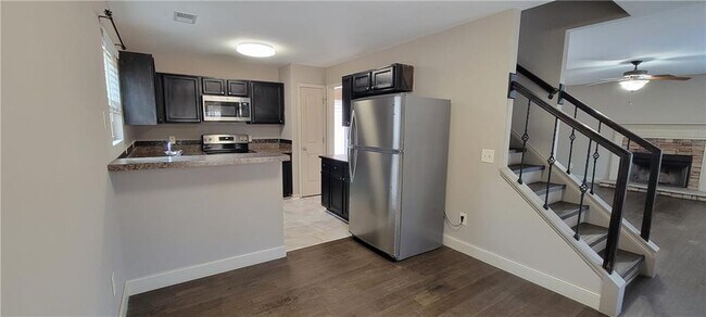 Building Photo - 99 Sandberg Way