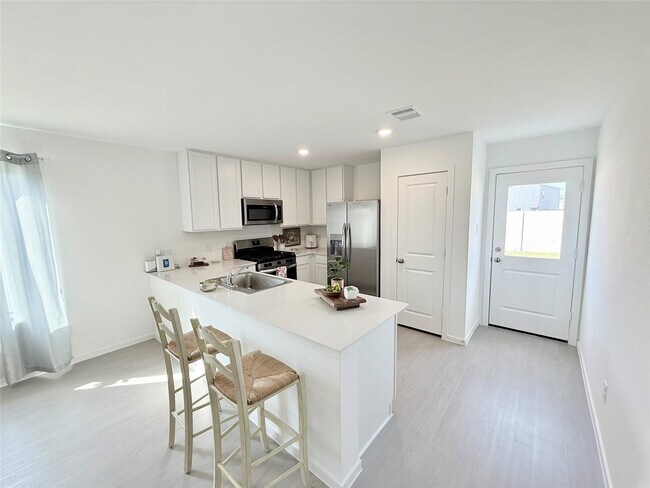 Building Photo - 21307 Bianchi Ct