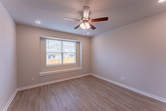 Building Photo - 2246 Rocoso Trl