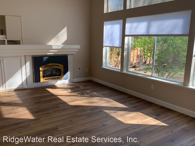 Building Photo - 4 br, 3 bath House - 610 Sundale Lane