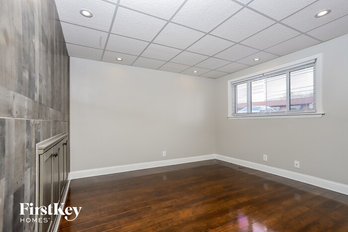 Building Photo - 1224 Bal Harbor Dr