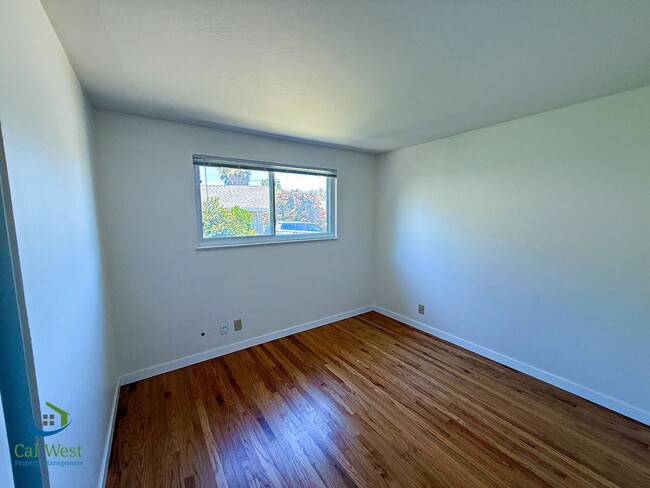 Building Photo - 3174 Colfax Ct