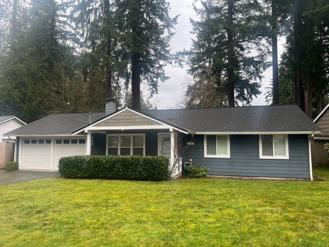 Building Photo - 3bd/2ba Redmond Home