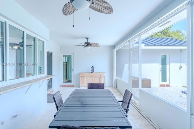 Building Photo - 5012 Grant St