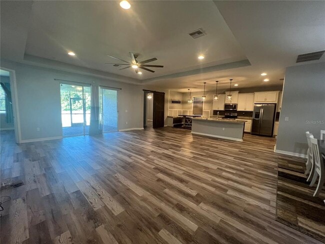 Building Photo - 10487 Atenia St