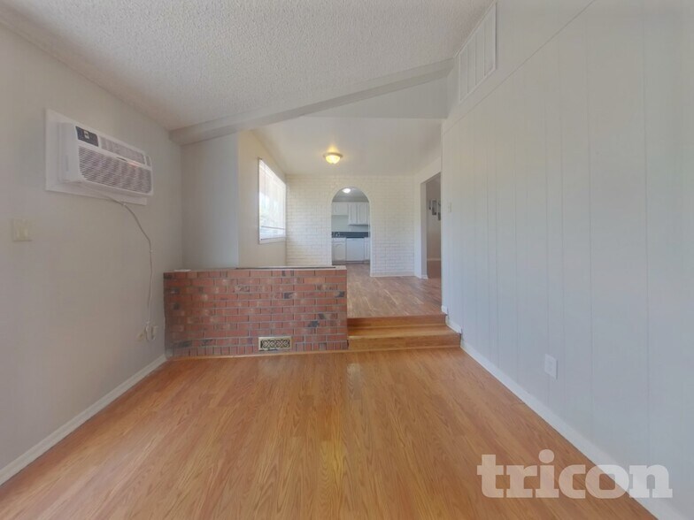 Building Photo - 3670 Renee Way