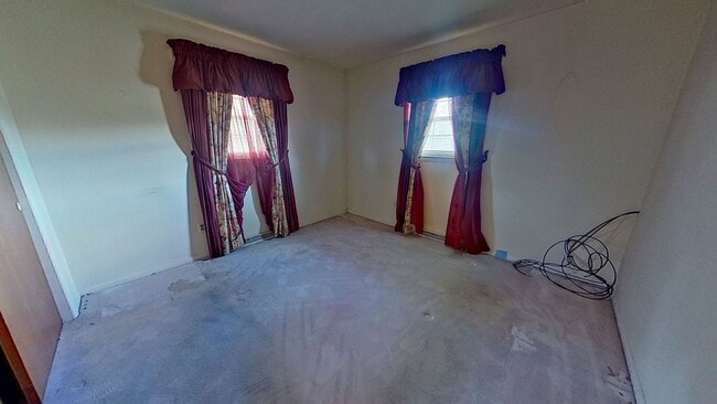 Building Photo - Single Level Living With No Exterior Maintenance!