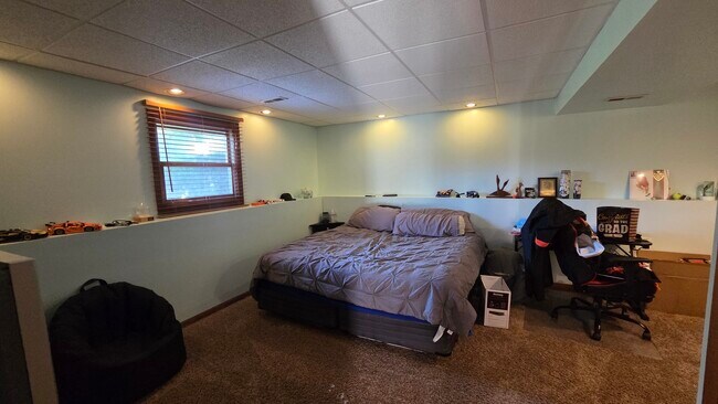 Building Photo - 3611 Fawn Ln