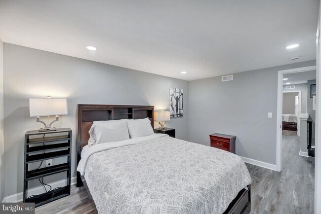 Building Photo - 1101 McKean Ave