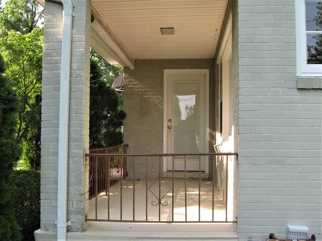 Building Photo - 9254 Sappington Rd