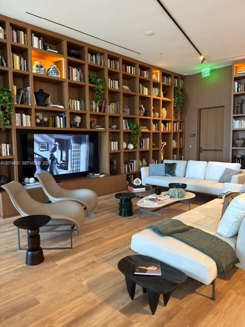 Building Photo - 1400 Biscayne Blvd
