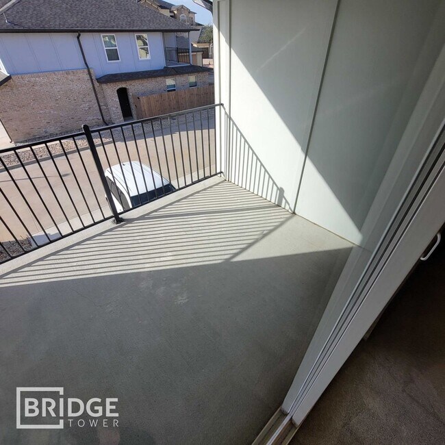 Building Photo - WILLOW PLAN