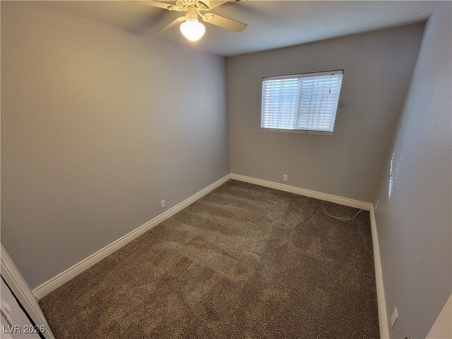 Building Photo - 2429 Daley St