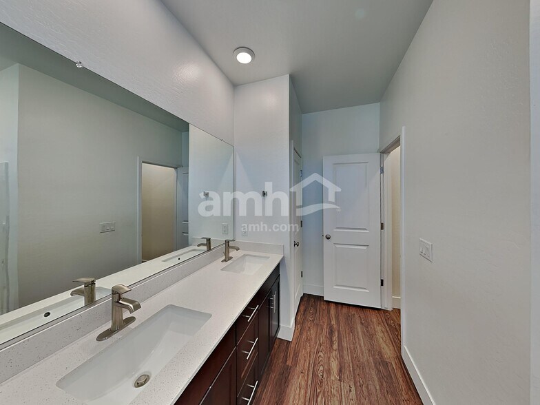 Building Photo - 21606 S 231st St