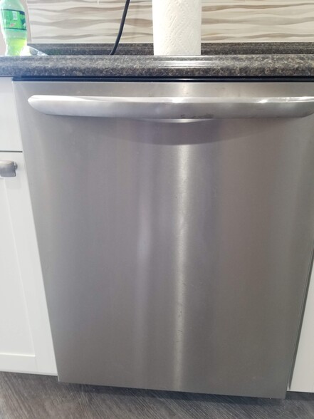 Building Photo - 24028 25th Ave S