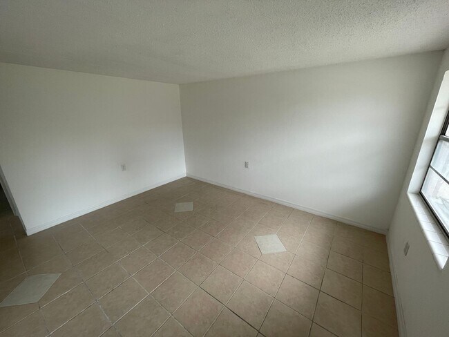 Building Photo - 5311 Avery Rd