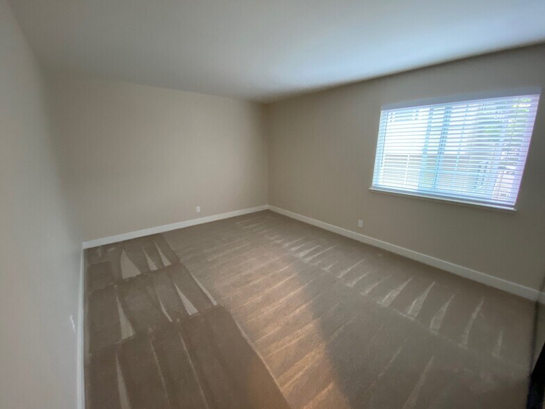 Building Photo - 2066 Fruitdale Ave