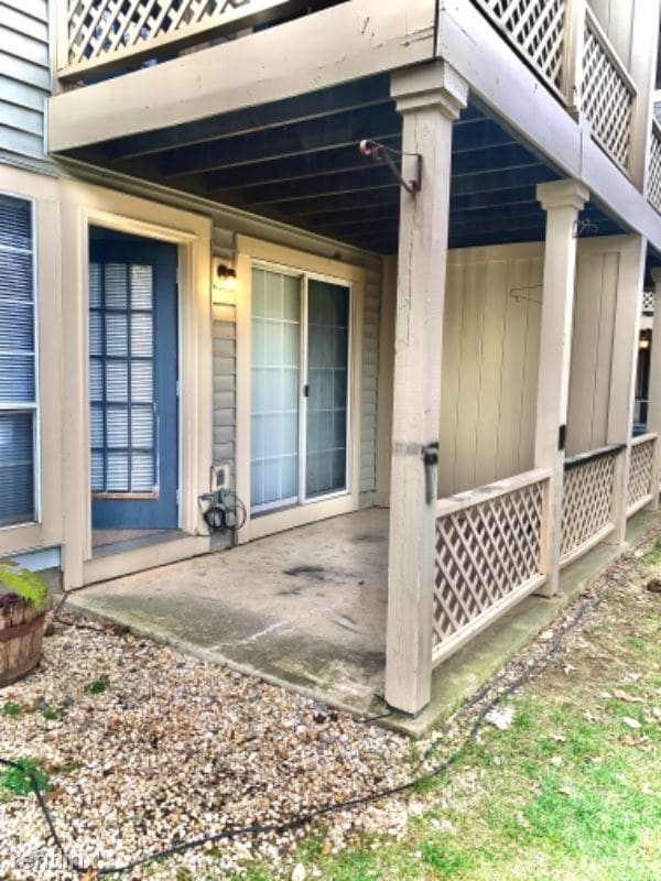 Building Photo - 6601 Reflections Dr