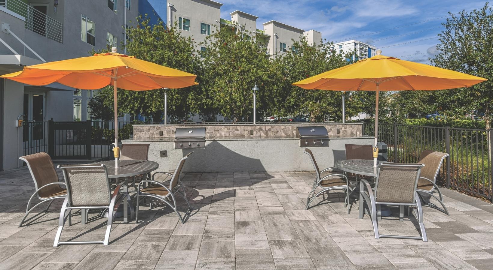 Building Photo - 949 Cleveland St