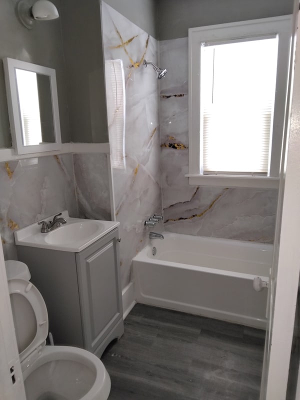 Building Photo - 19265 Riopelle St