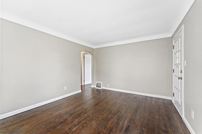 Building Photo - 7805 Hipp St