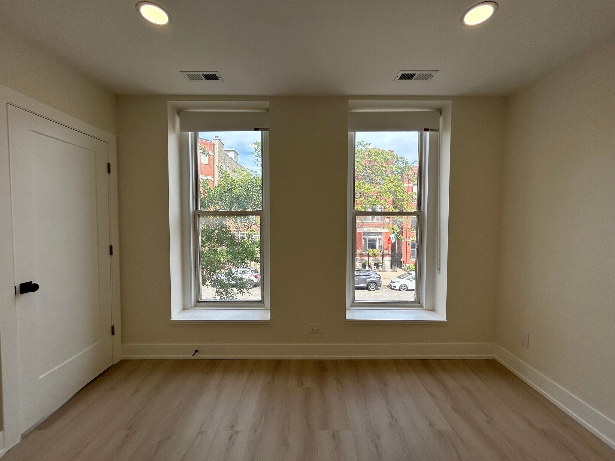 Building Photo - 1313 W Ohio St