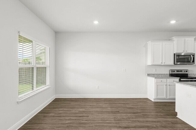 Building Photo - 464 Eagle Lake Wy