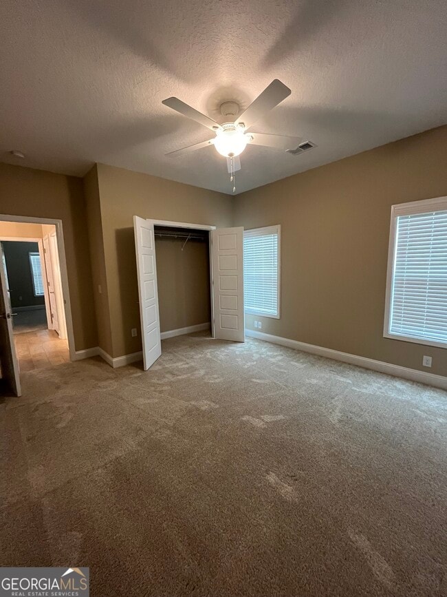 Building Photo - 126 The Villas Wy